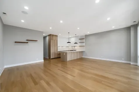 3056 North Lincoln Avenue Chicago IL 60657