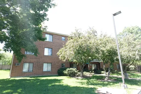 1303 North Winslowe Drive Palatine IL 60074