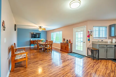 12 East Meadow Drive Cortland IL 60112