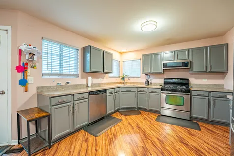 12 East Meadow Drive Cortland IL 60112