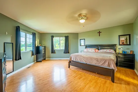12 East Meadow Drive Cortland IL 60112