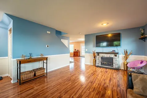 12 East Meadow Drive Cortland IL 60112