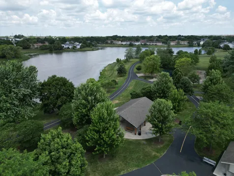 185 Gregory Street Aurora IL 60504