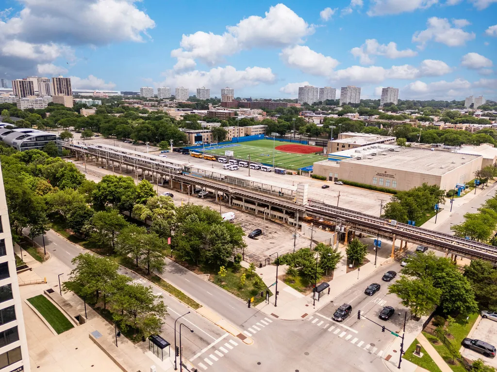 17 West 35th Street Chicago IL 60616