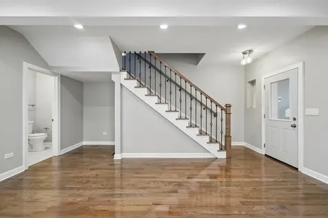 157 North Laramie Avenue Chicago IL 60644