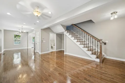 157 North Laramie Avenue Chicago IL 60644