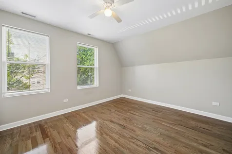 157 North Laramie Avenue Chicago IL 60644