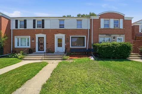 9631 South Jeffery Avenue Chicago IL 60617