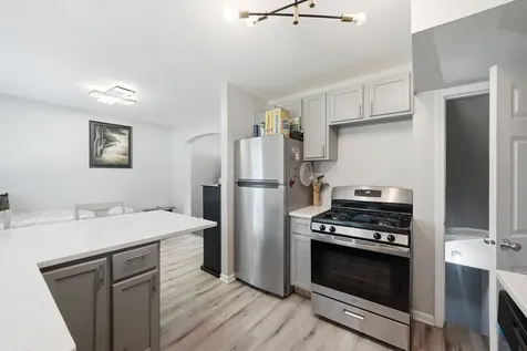 9631 South Jeffery Avenue Chicago IL 60617