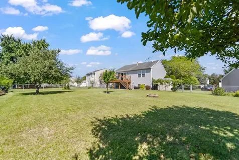 935 Revere Lane Island Lake IL 60042