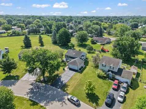 935 Revere Lane Island Lake IL 60042