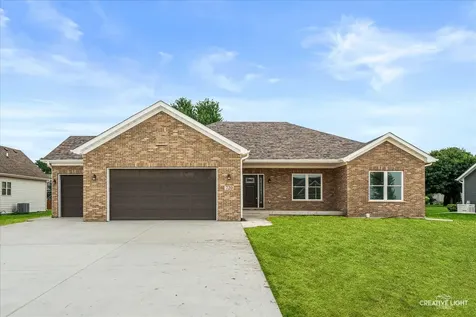 720 Bender Street Sandwich IL 60548