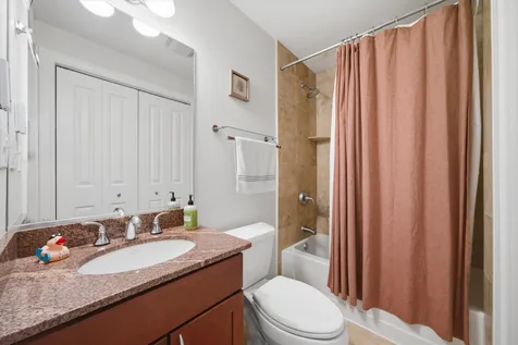 2013 West Crystal Street Chicago IL 60622