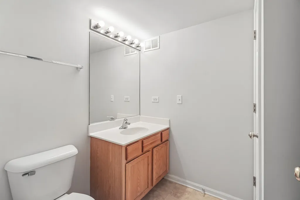 641 Serendipity Drive Aurora IL 60504