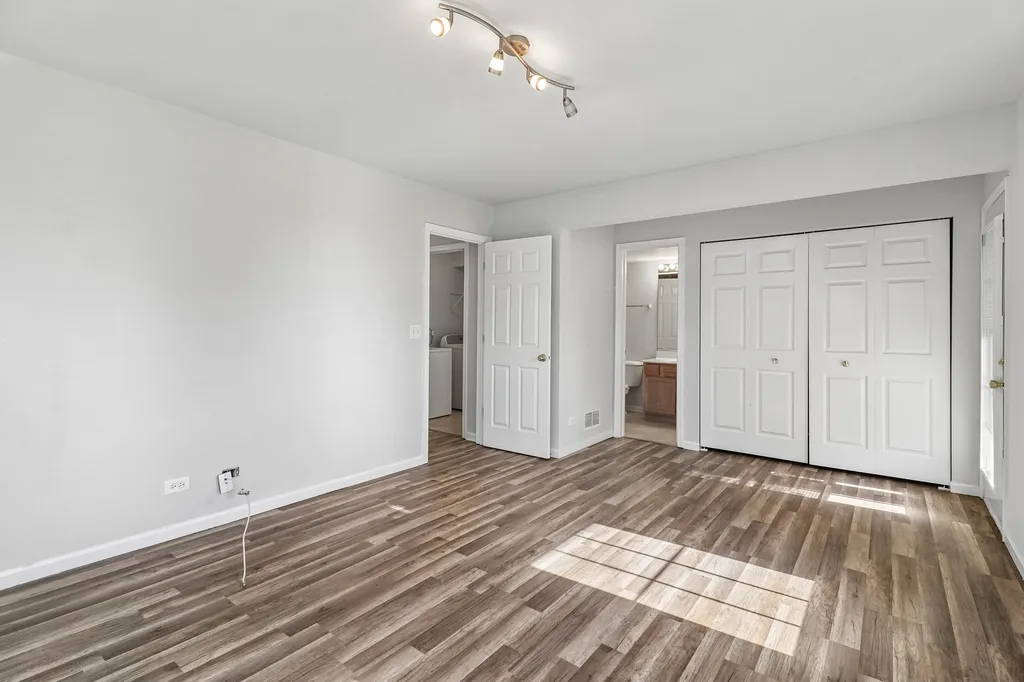 641 Serendipity Drive Aurora IL 60504
