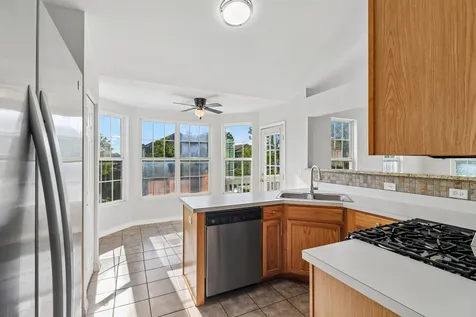 641 Serendipity Drive Aurora IL 60504