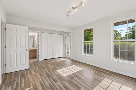 641 Serendipity Drive Aurora IL 60504