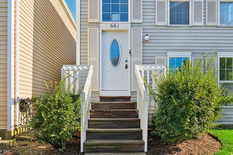 641 Serendipity Drive Aurora IL 60504