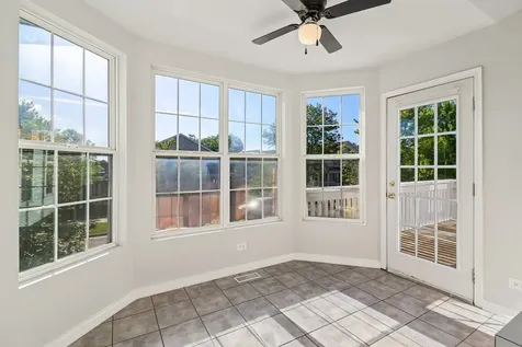 641 Serendipity Drive Aurora IL 60504