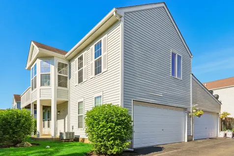 641 Serendipity Drive Aurora IL 60504