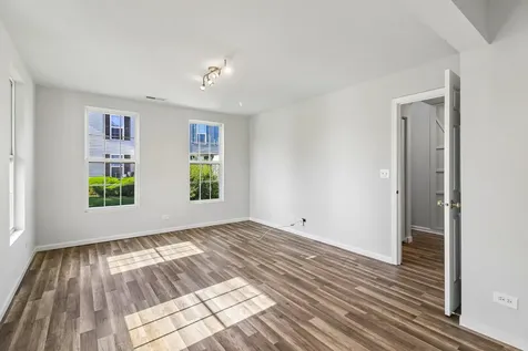 641 Serendipity Drive Aurora IL 60504