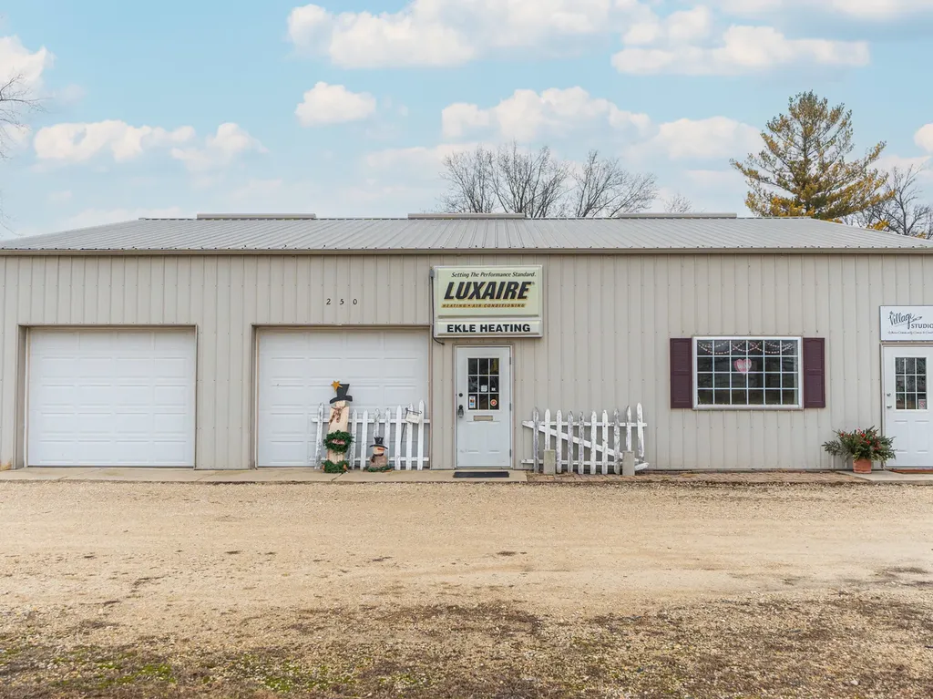 250 East Lincoln Highway Waterman IL 60556