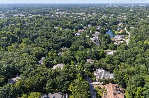 9620 Pacific Court Burr Ridge IL 60527