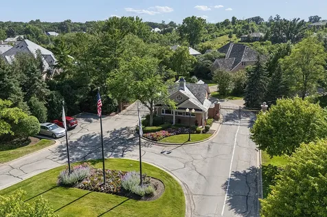 9620 Pacific Court Burr Ridge IL 60527