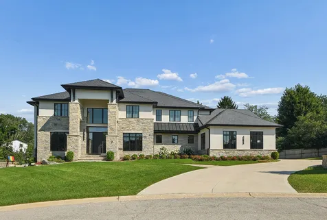 9620 Pacific Court Burr Ridge IL 60527