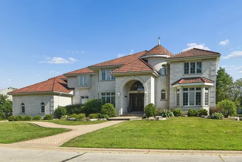 9620 Pacific Court Burr Ridge IL 60527