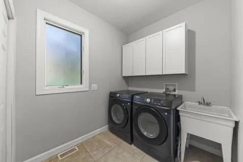 34W624 Courier Avenue St. Charles IL 60174