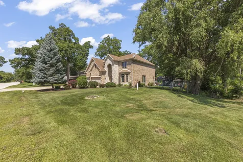 34W624 Courier Avenue St. Charles IL 60174