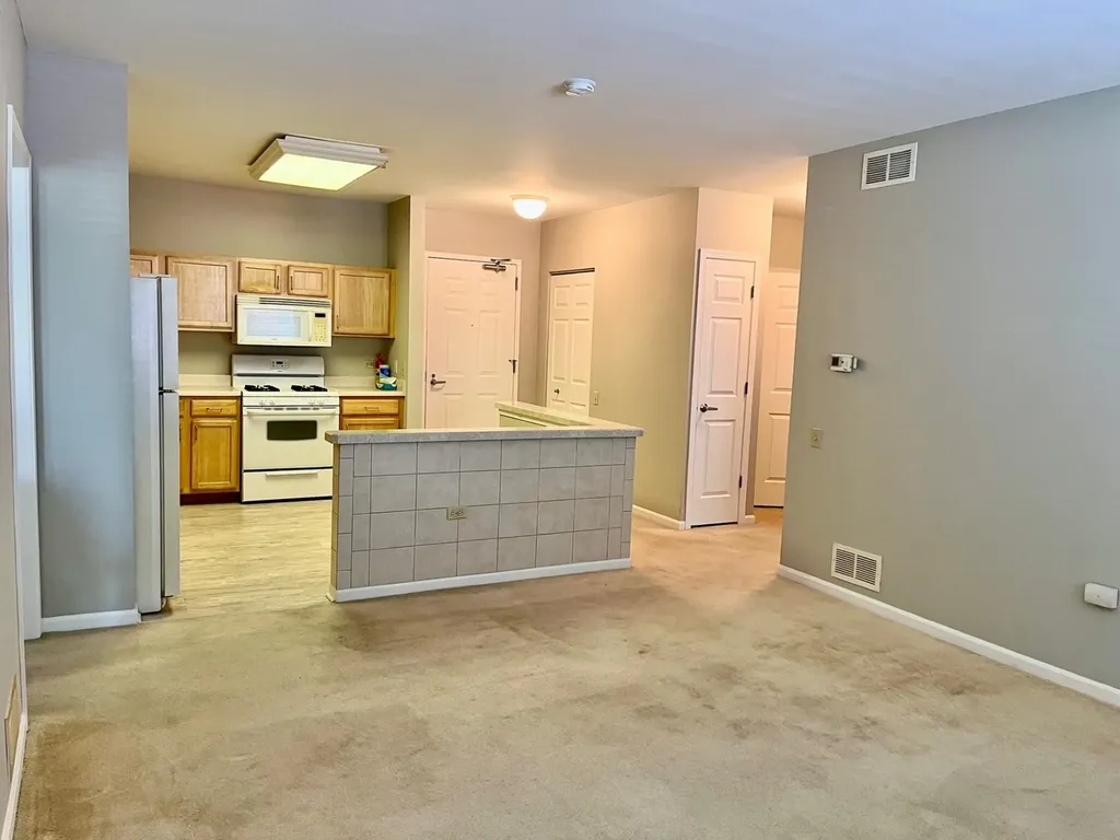 6710 South Keating Avenue Chicago IL 60629