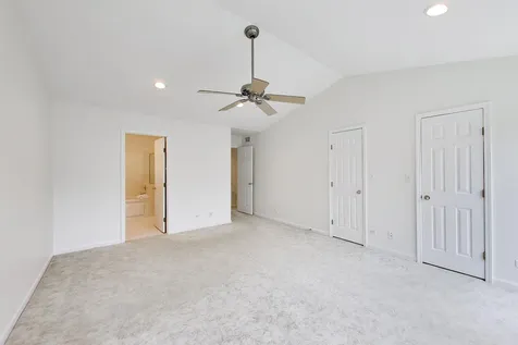 437 Grosse Pointe Circle Vernon Hills IL 60061