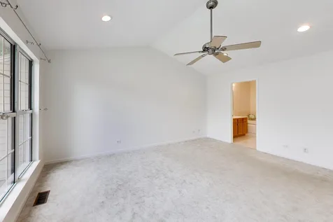 437 Grosse Pointe Circle Vernon Hills IL 60061