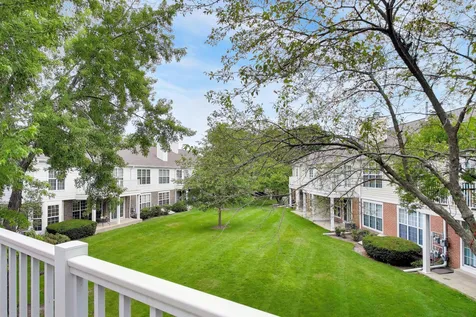 437 Grosse Pointe Circle Vernon Hills IL 60061