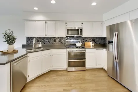 437 Grosse Pointe Circle Vernon Hills IL 60061