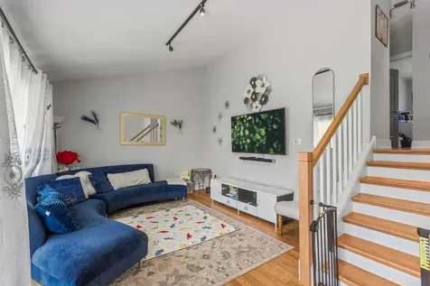 8914 Robin Drive Des Plaines IL 60016