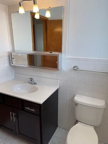 4570 North Narragansett Avenue Harwood Heights IL 60706