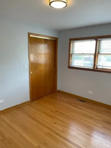 4570 North Narragansett Avenue Harwood Heights IL 60706