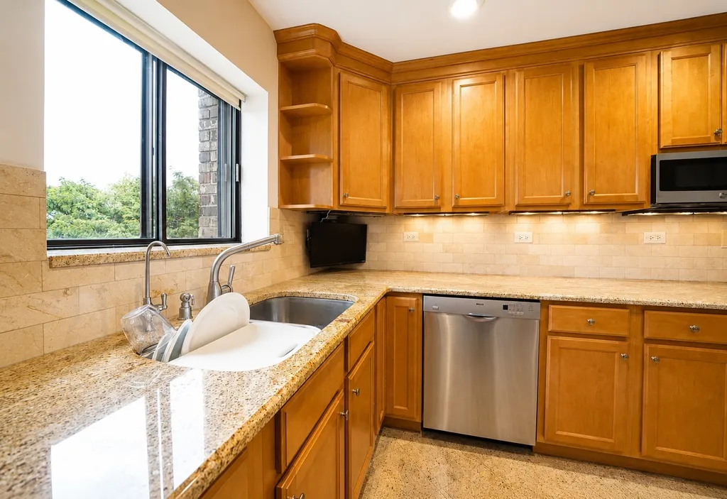 5306 North Cumberland Avenue Chicago IL 60656
