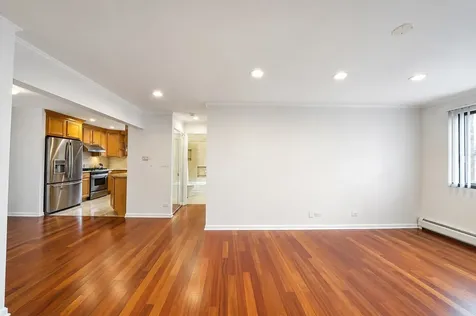 5306 North Cumberland Avenue Chicago IL 60656