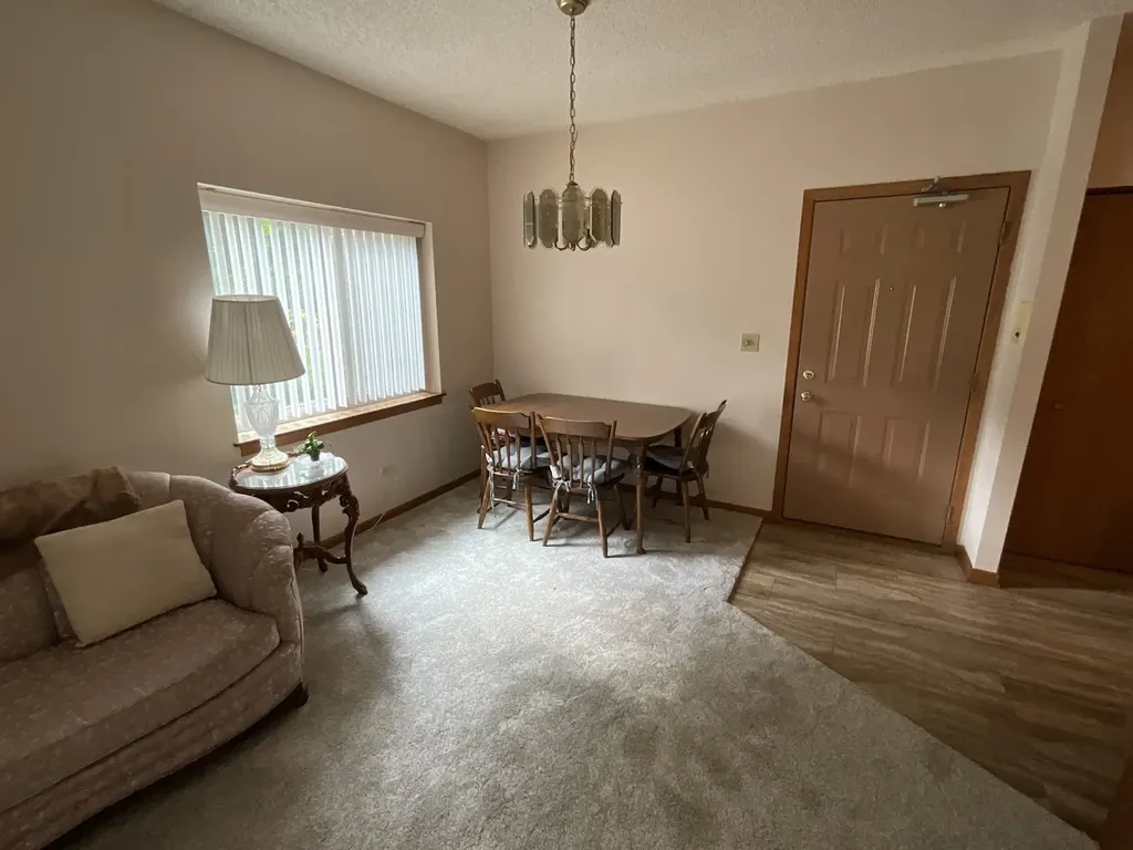 1101 East Division Street Lockport IL 60441