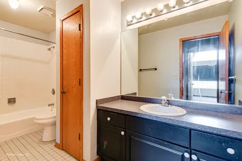 14704 Kenton Avenue Midlothian IL 60445