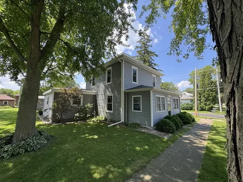 80 Snow Street Chadwick IL 61014