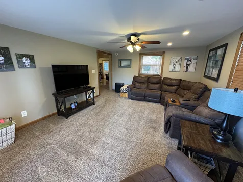 80 Snow Street Chadwick IL 61014