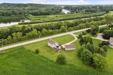 1814 Big Island Parkway Rock Island IL 61201