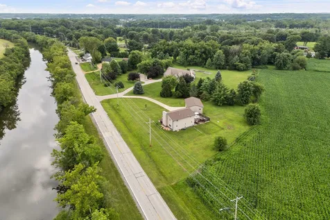 1814 Big Island Parkway Rock Island IL 61201