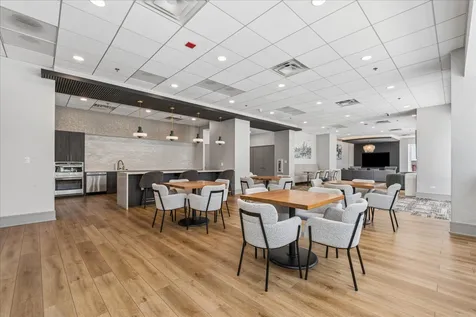 512 North Mcclurg Court Chicago IL 60611