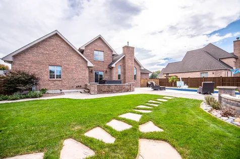 732 Edgewater Drive Morris IL 60450